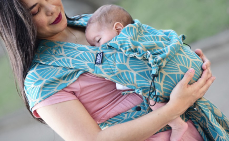 Neko Tai e Half Buckle: i gemelli diversi del babywearing