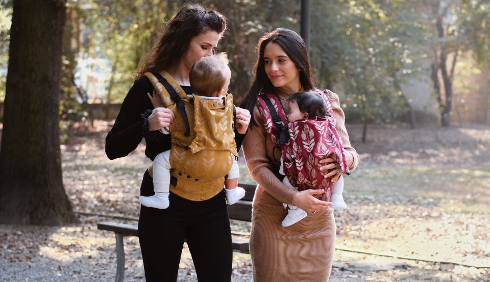 Marsupio porta bebè: 5 consigli per indossarlo correttamente 